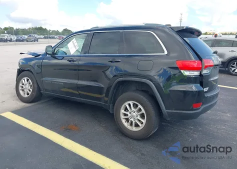 2018 Jeep Grand Cherokee Laredo E 4X2 z USA, uszkodzony, nr VIN 1C4RJEAG2JC353918